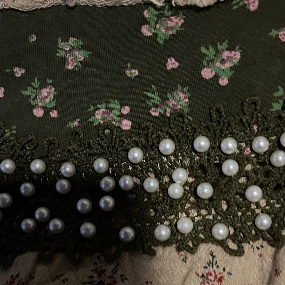 POL L Floral Patchwork Blouse - Brown and Tan Pearl Accents - Picture 12 of 13